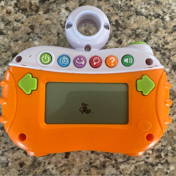 VTech Scroll and Learn Camera - Picture 4 of 4